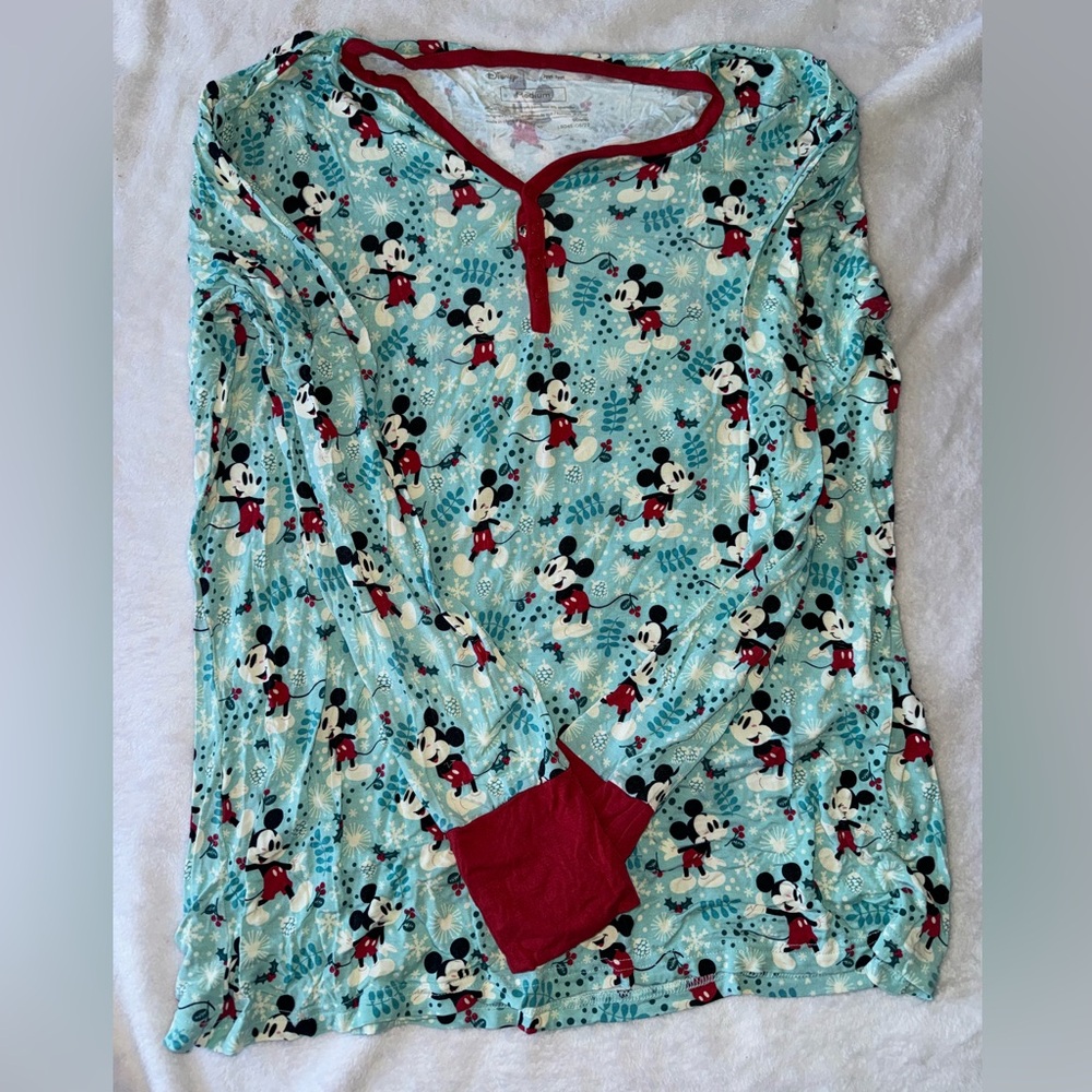 Medium Little Sleepies Mickey Winter Wonderland Top